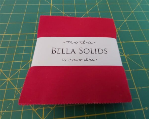 Bella Solids CHRISTMAS RED PP