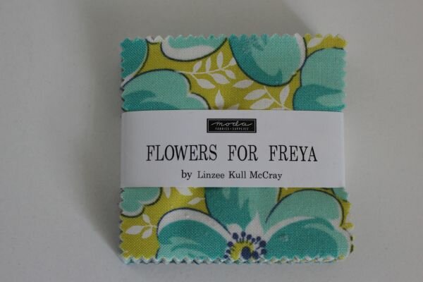 Flowers for Freya Mini Charm 1 Stück